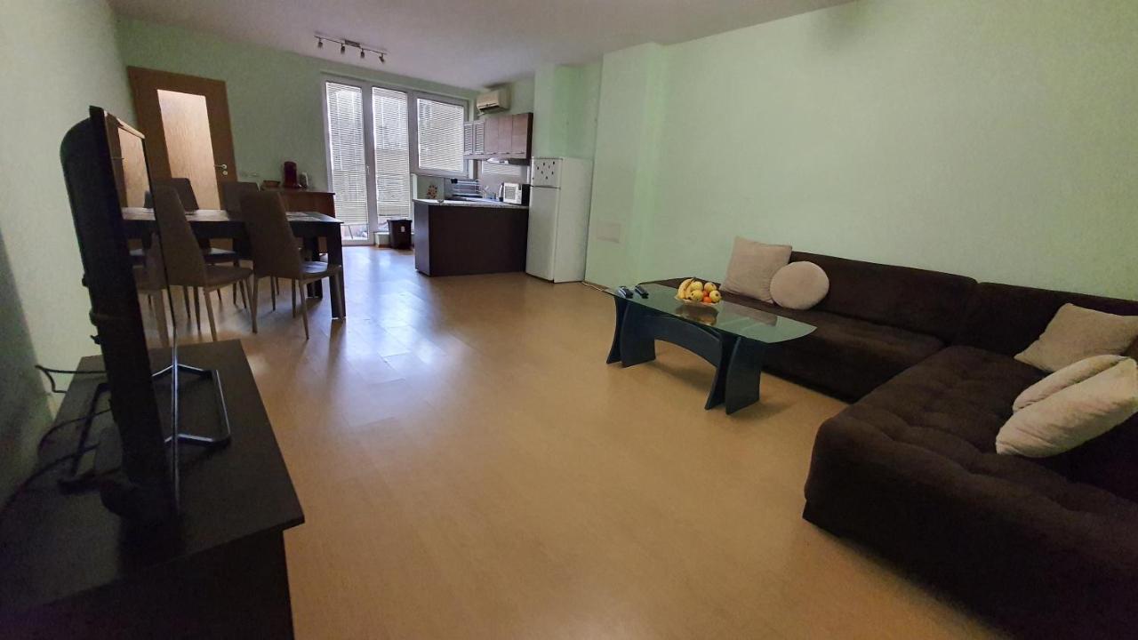 Apartamento Minimalistic 1Br Flat With A Parking Spot Varna Exterior foto