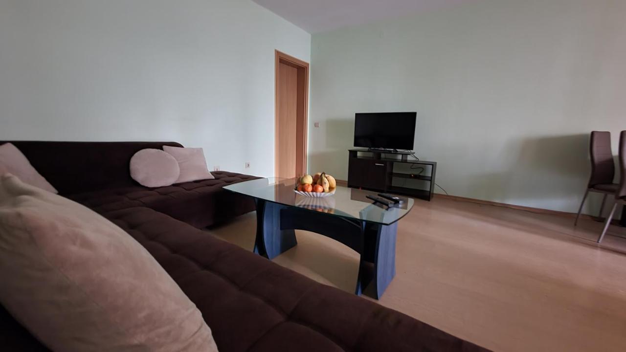 Apartamento Minimalistic 1Br Flat With A Parking Spot Varna Exterior foto