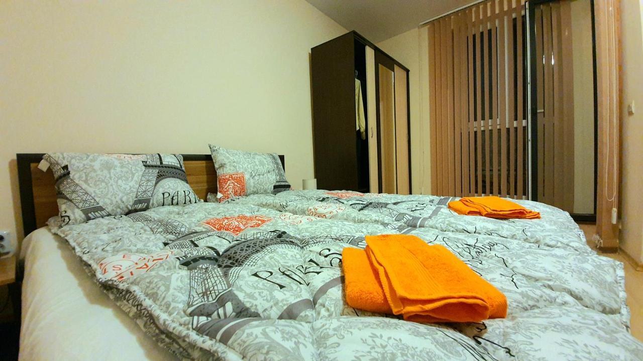 Apartamento Minimalistic 1Br Flat With A Parking Spot Varna Exterior foto