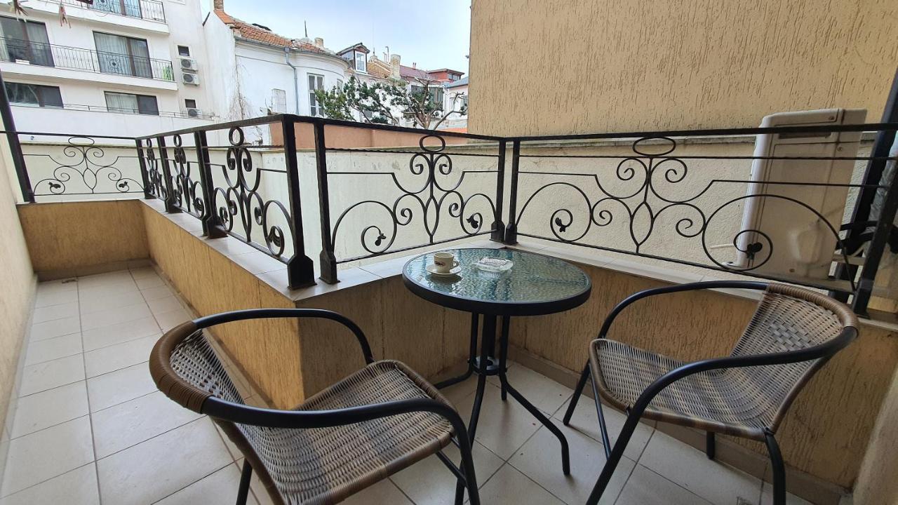 Apartamento Minimalistic 1Br Flat With A Parking Spot Varna Exterior foto